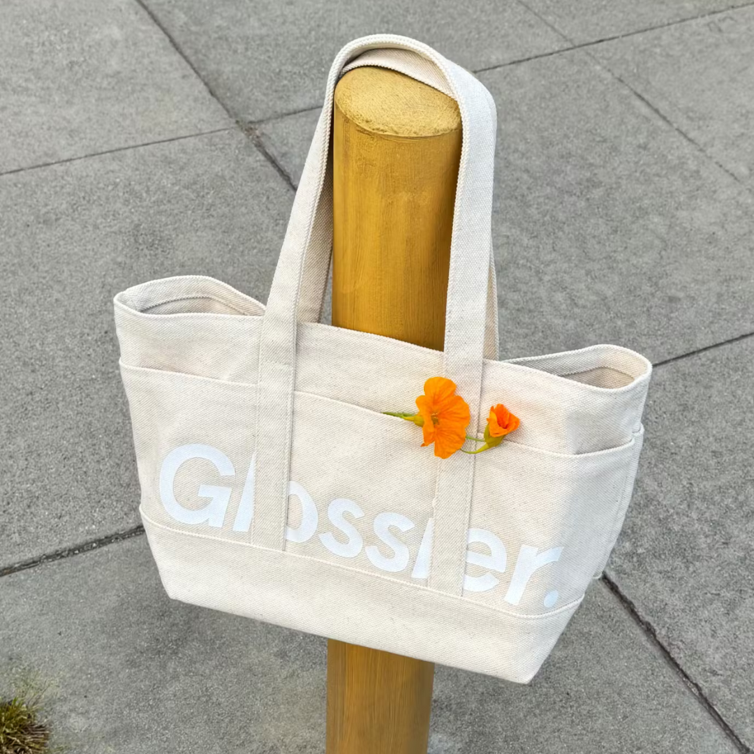 Glossier Utility Bag - PREVENTA
